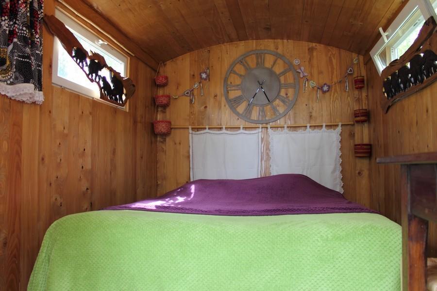 Hotel Le Git'An Roulotte Bessey Habitación foto